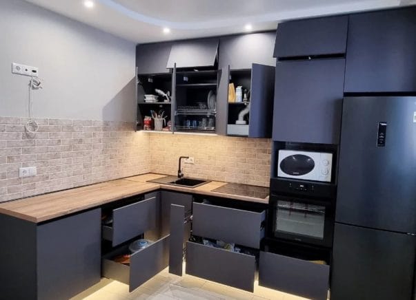 Угловая кухня Антрацит 2х2,7 м